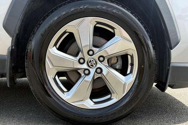 2020 Toyota RAV4 GXL AXAH52R