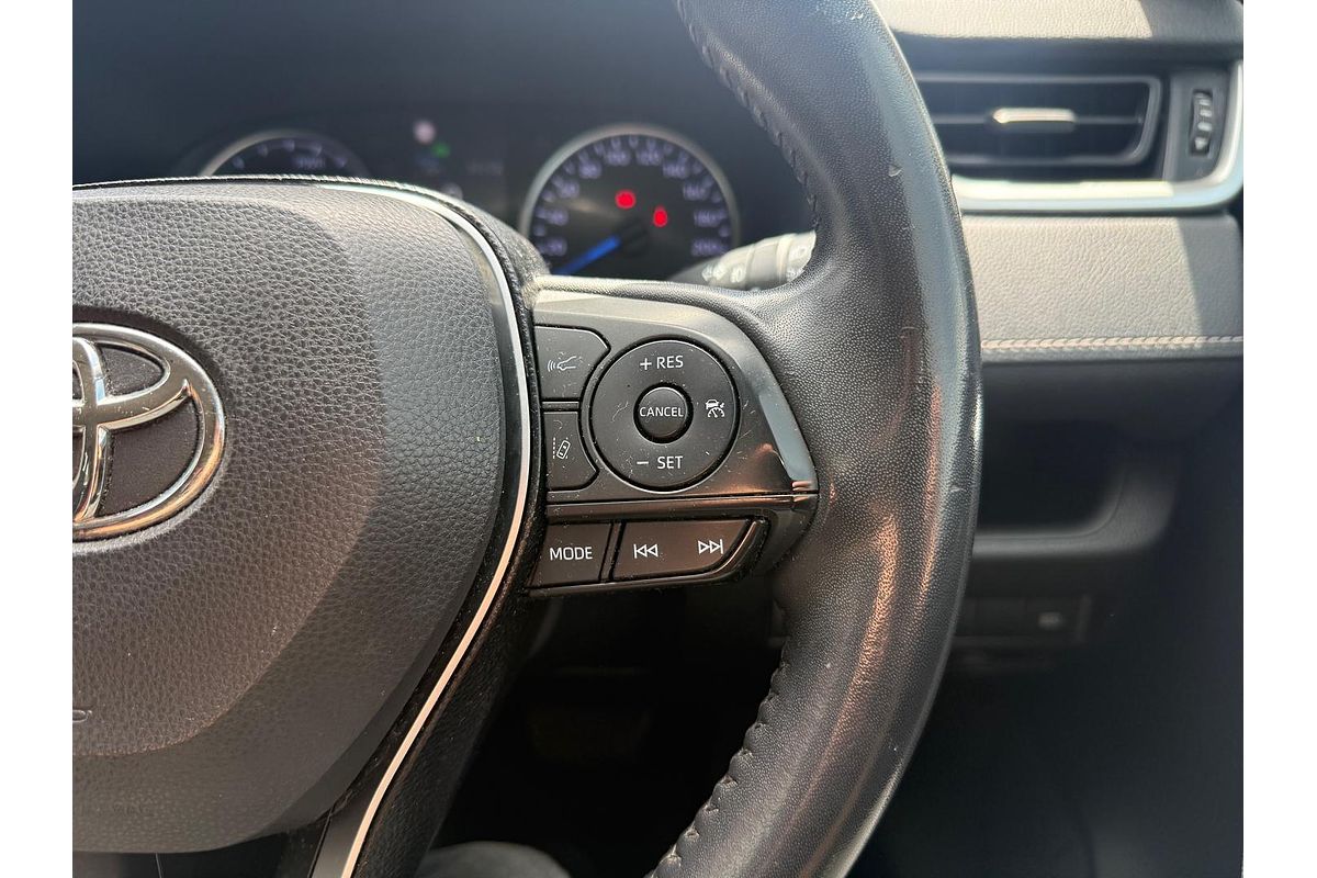 2020 Toyota RAV4 GXL AXAH52R