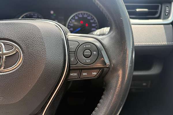 2020 Toyota RAV4 GXL AXAH52R