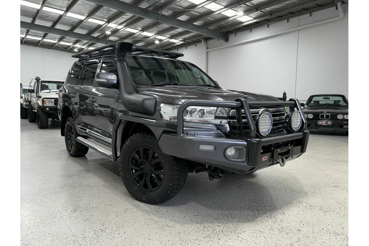 2016 Toyota Landcruiser Sahara VDJ200R