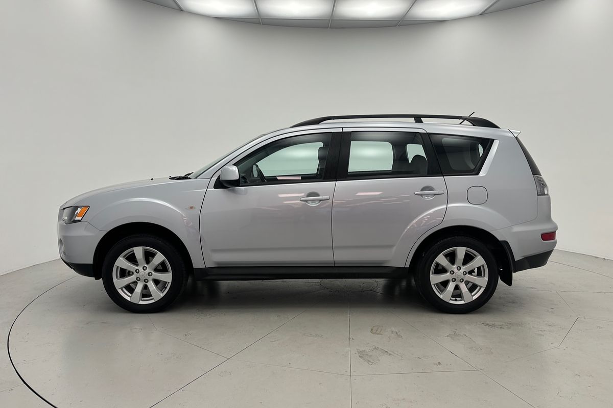 2012 Mitsubishi Outlander LS ZH