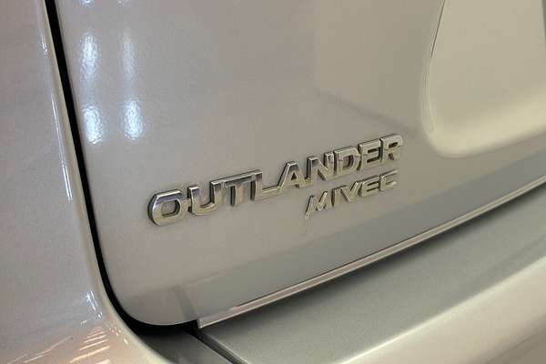 2012 Mitsubishi Outlander LS ZH