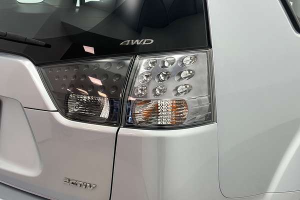 2012 Mitsubishi Outlander LS ZH