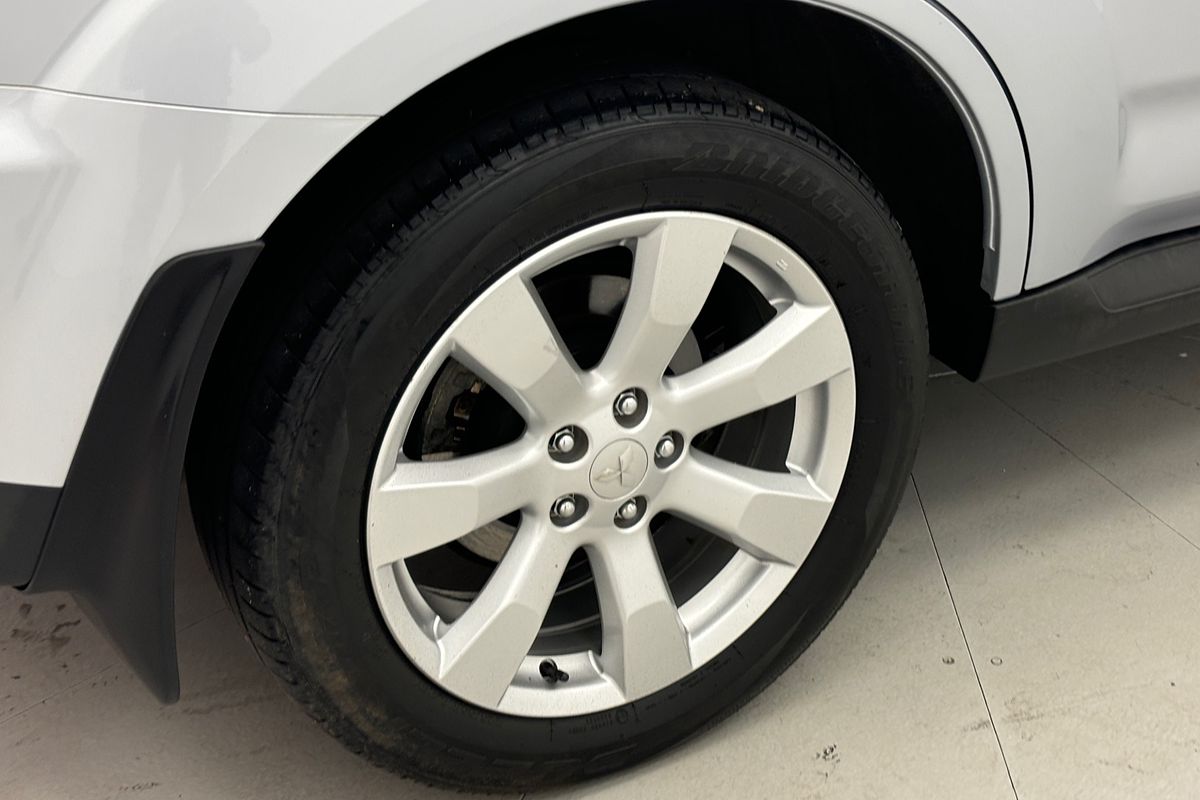 2012 Mitsubishi Outlander LS ZH