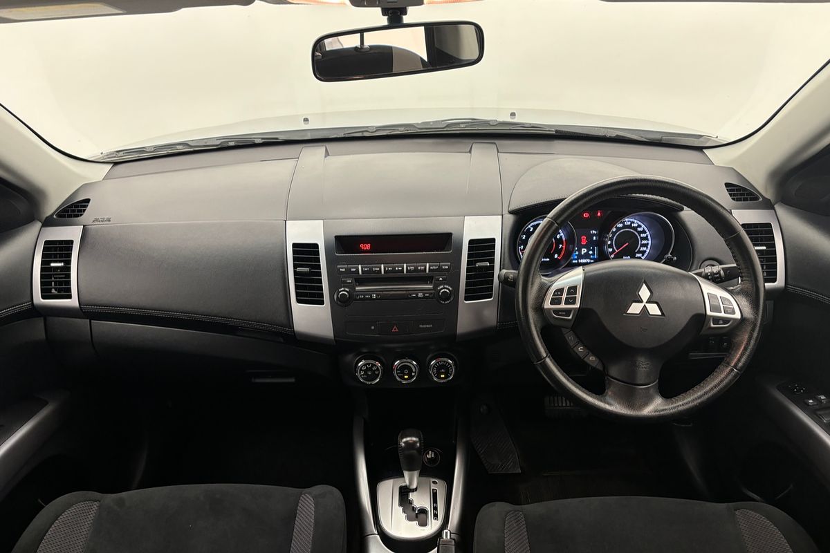 2012 Mitsubishi Outlander LS ZH