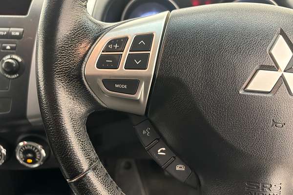 2012 Mitsubishi Outlander LS ZH