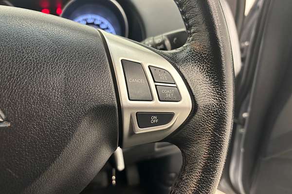 2012 Mitsubishi Outlander LS ZH