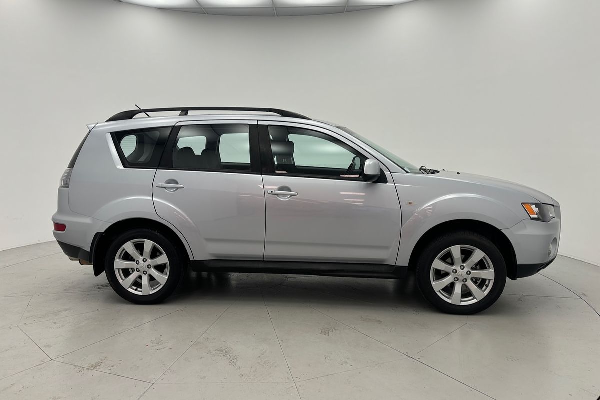 2012 Mitsubishi Outlander LS ZH