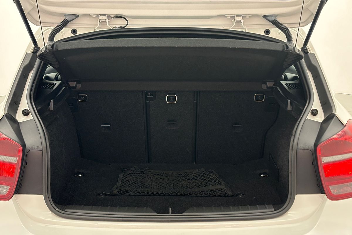 2011 BMW 1 Series 118i F20