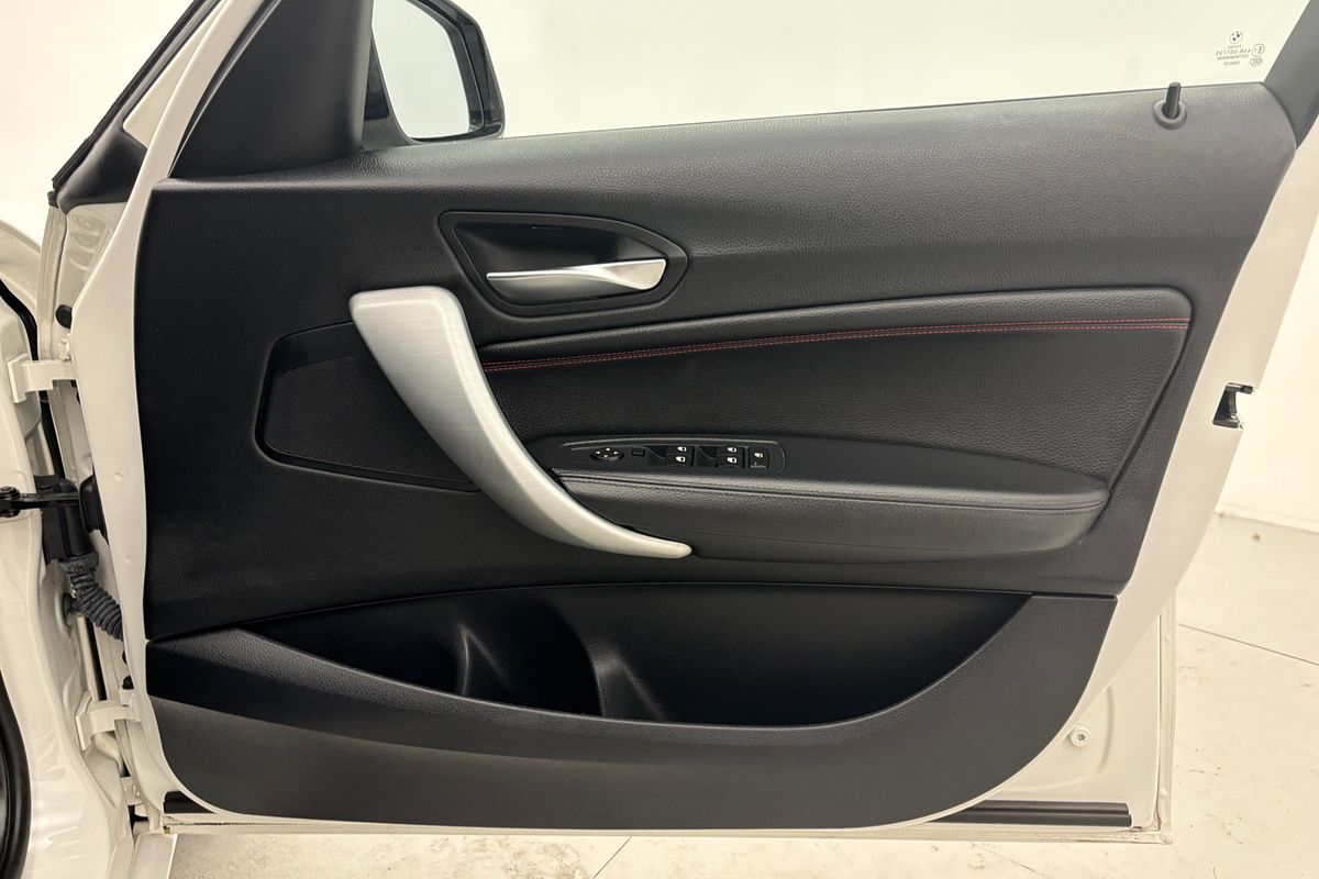 2011 BMW 1 Series 118i F20