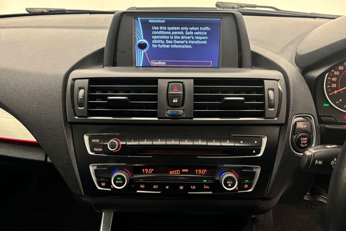 2011 BMW 1 Series 118i F20