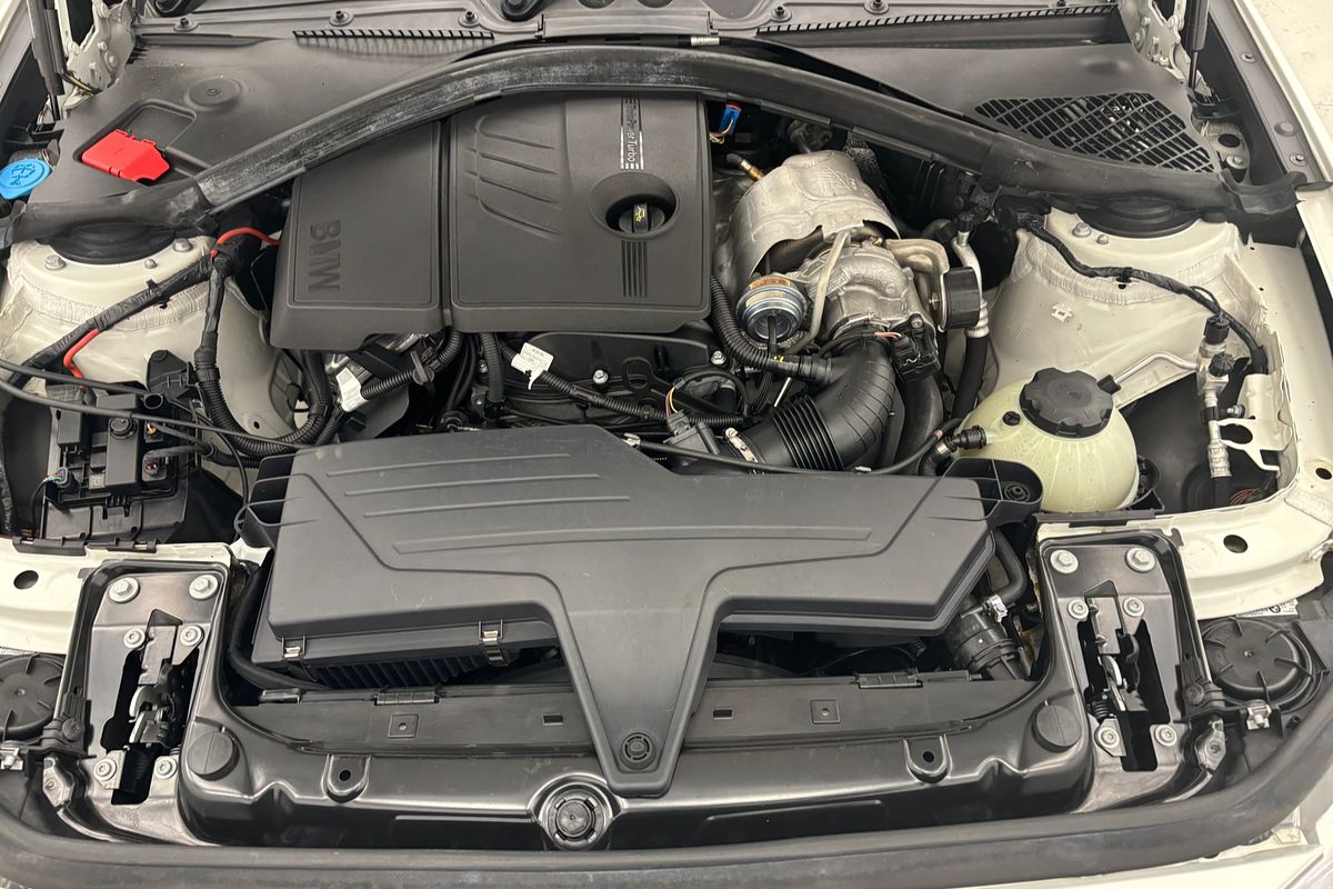 2011 BMW 1 Series 118i F20