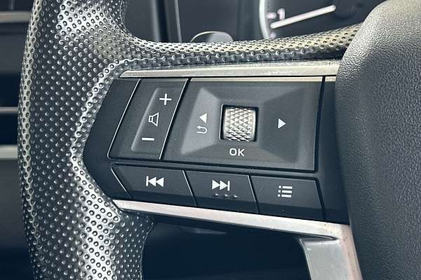 2024 Mitsubishi Outlander ES ZM