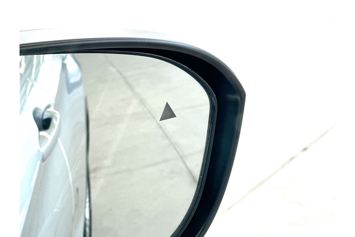 2024 Mitsubishi Outlander ES ZM