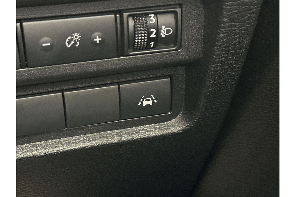 2024 Mitsubishi Outlander ES ZM