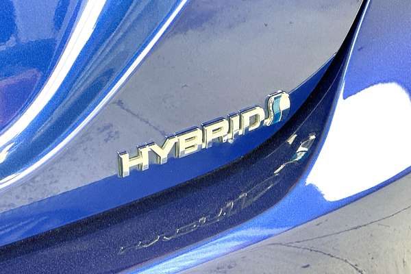 2024 Toyota Camry Ascent AXVH70R