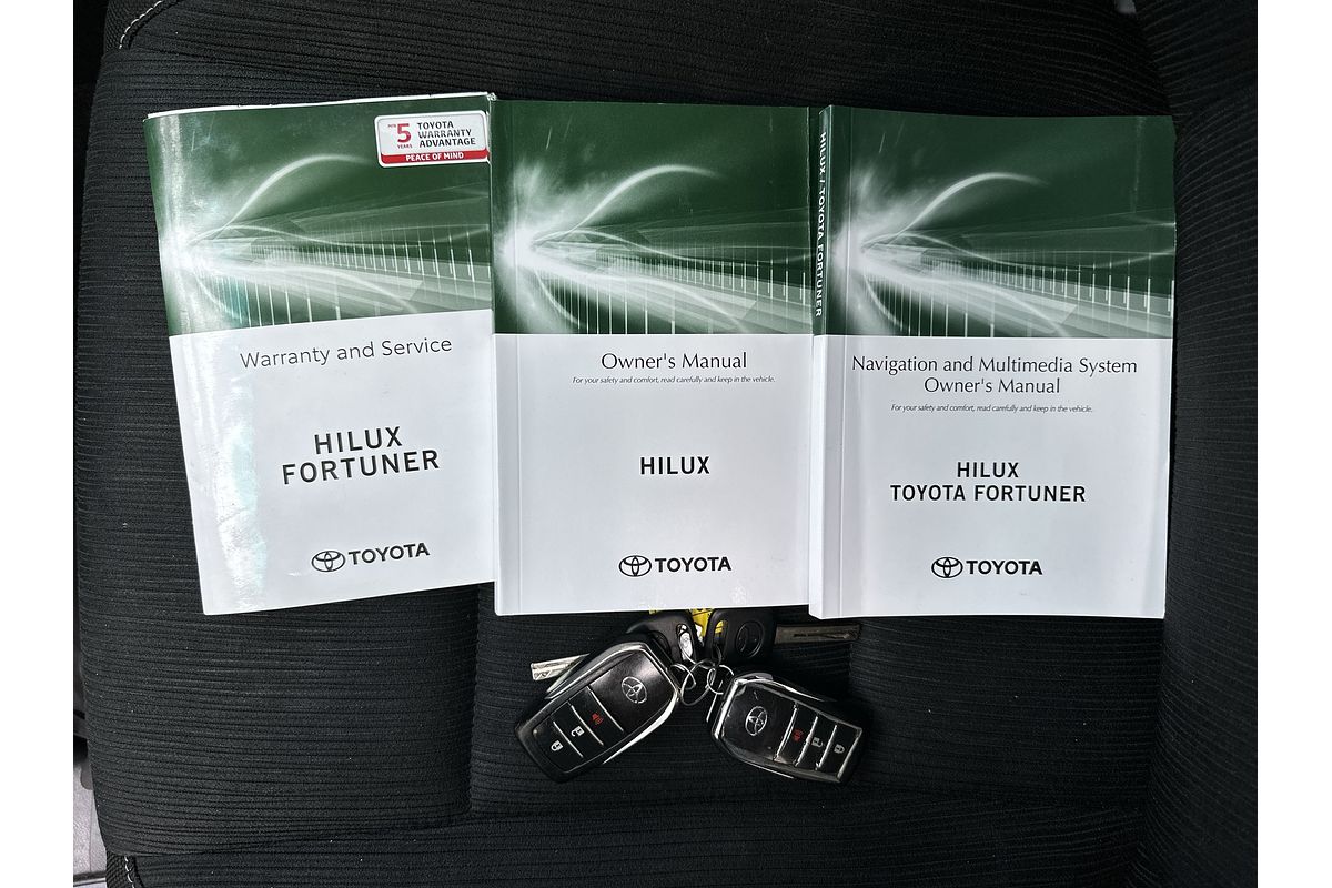 2020 Toyota Hilux SR5 GUN126R 4X4