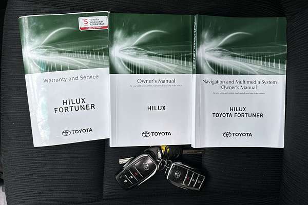 2020 Toyota Hilux SR5 GUN126R 4X4