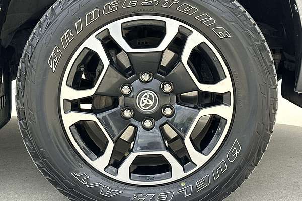 2020 Toyota Hilux SR5 GUN126R 4X4