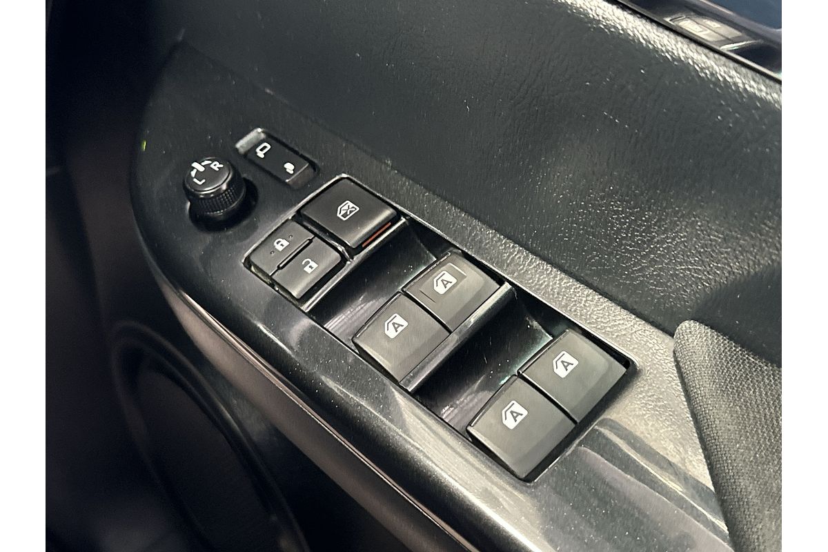 2020 Toyota Hilux SR5 GUN126R 4X4