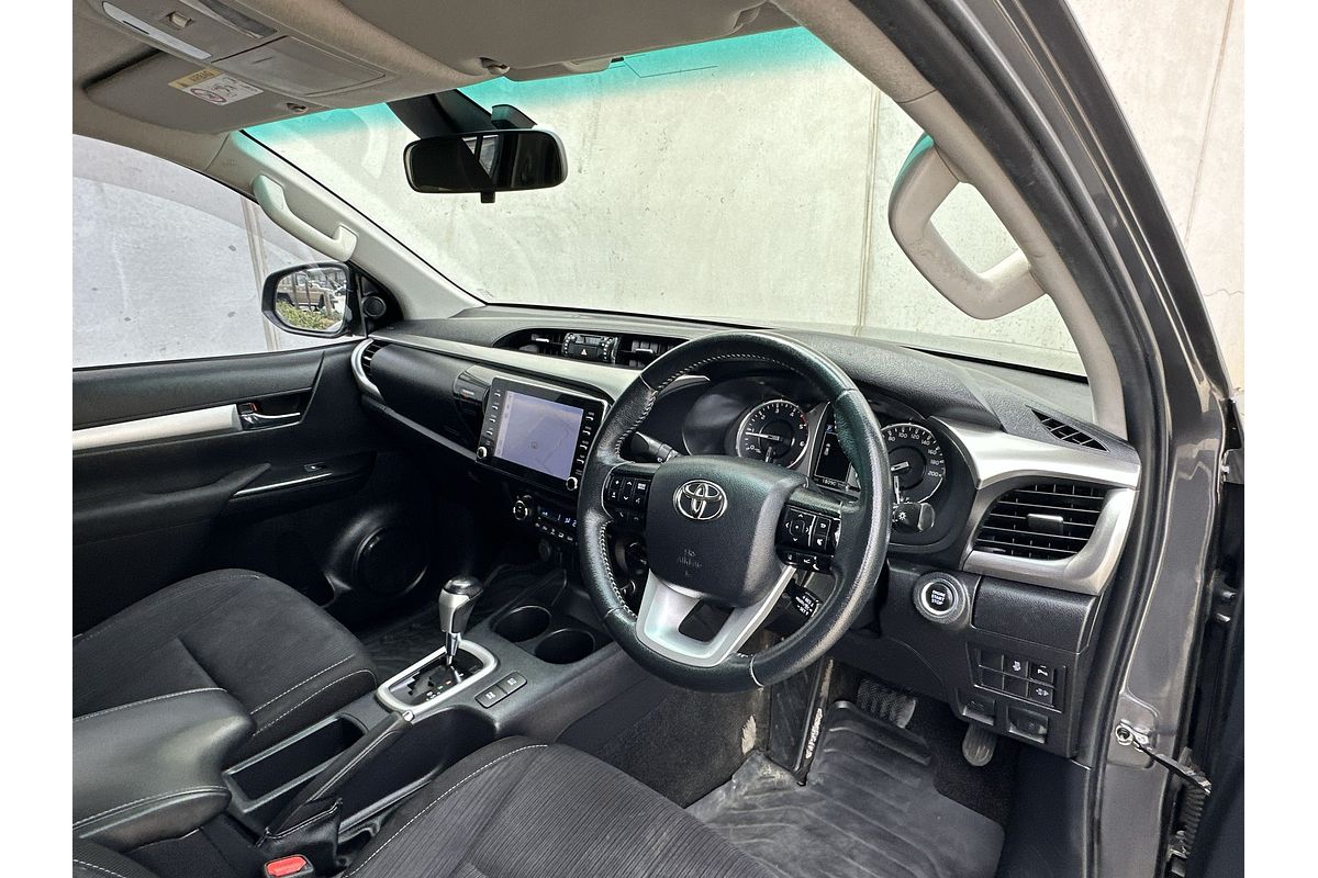 2020 Toyota Hilux SR5 GUN126R 4X4