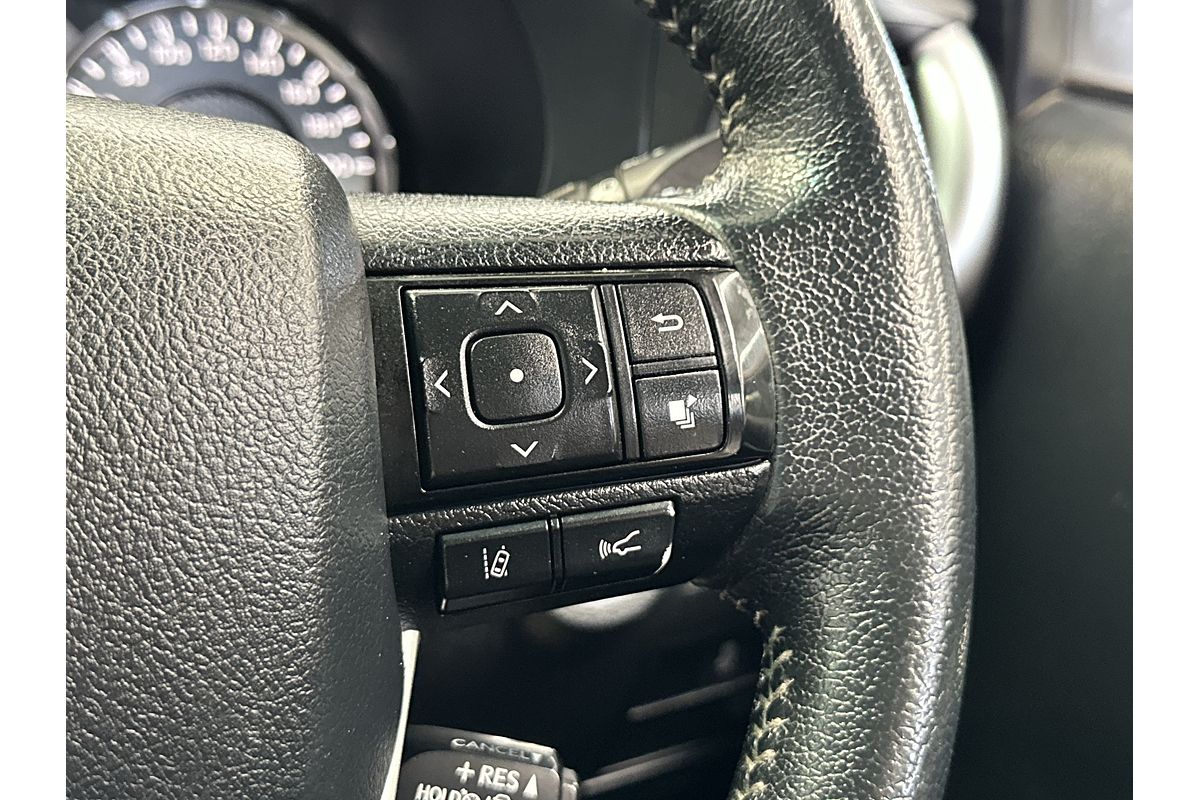 2020 Toyota Hilux SR5 GUN126R 4X4