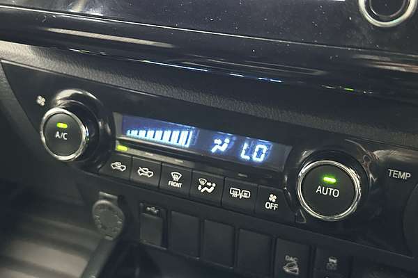 2020 Toyota Hilux SR5 GUN126R 4X4