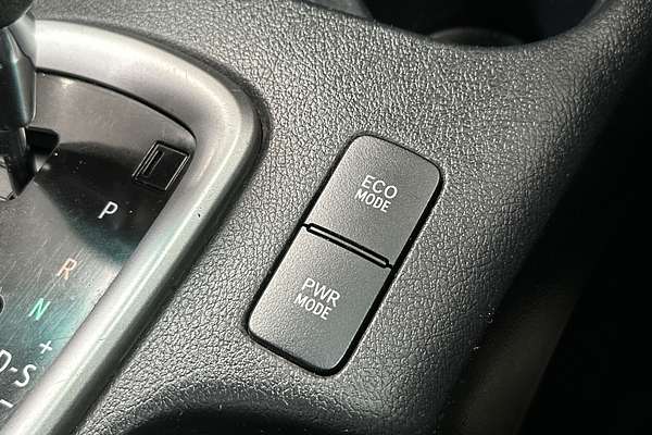 2020 Toyota Hilux SR5 GUN126R 4X4