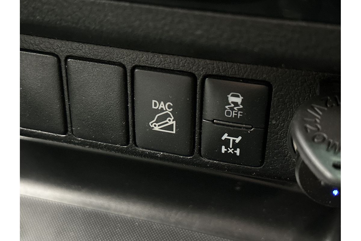 2020 Toyota Hilux SR5 GUN126R 4X4