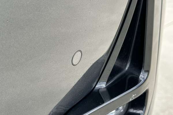 2020 Toyota Hilux SR5 GUN126R 4X4