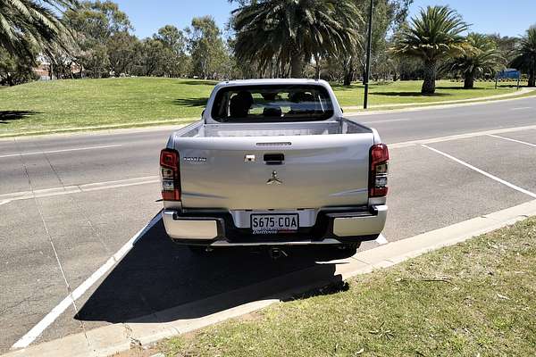 2021 Mitsubishi Triton GLX MR 4X4