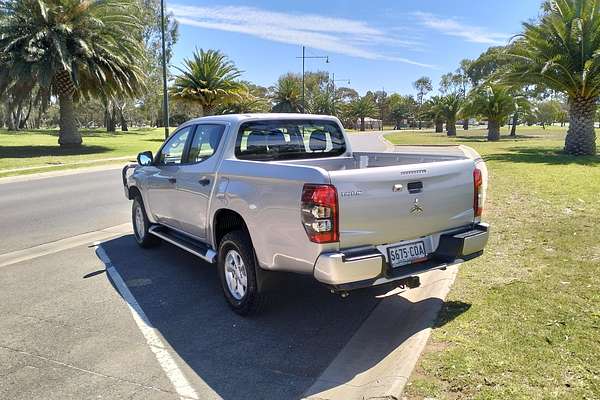 2021 Mitsubishi Triton GLX MR 4X4
