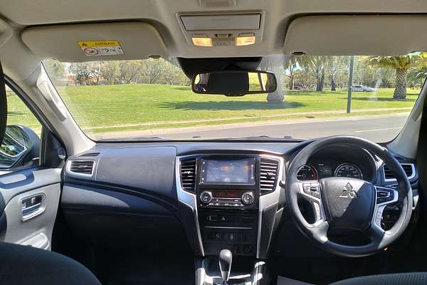 2021 Mitsubishi Triton GLX MR 4X4