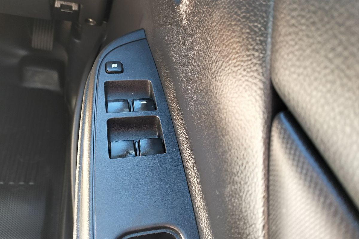 2021 Mitsubishi Triton GLX MR 4X4