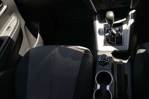 2021 Mitsubishi Triton GLX MR 4X4