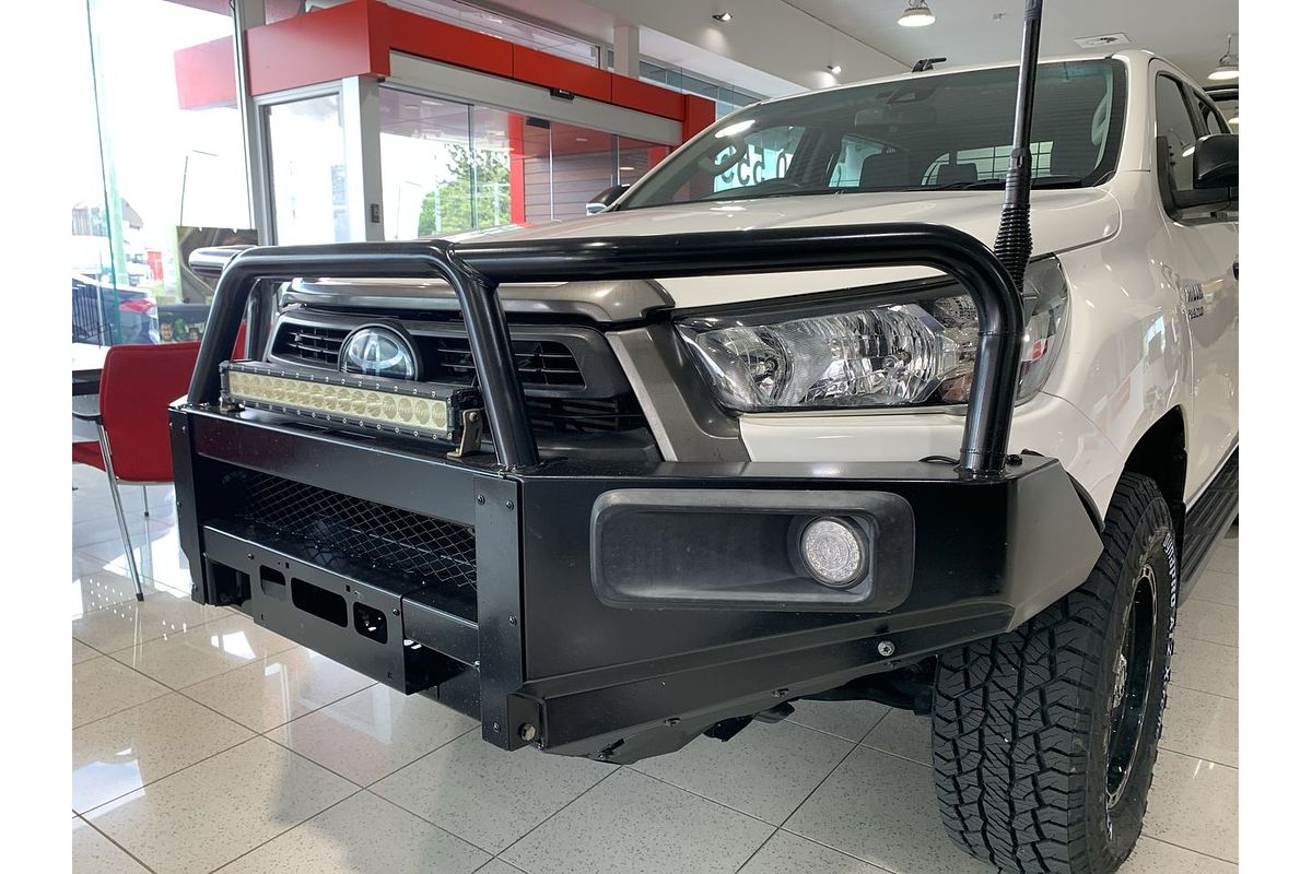 2020 Toyota Hilux SR GUN126R 4X4