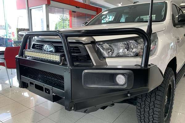 2020 Toyota Hilux SR GUN126R 4X4