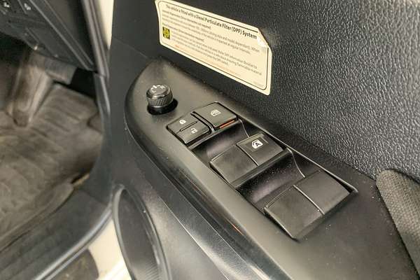 2020 Toyota Hilux SR GUN126R 4X4