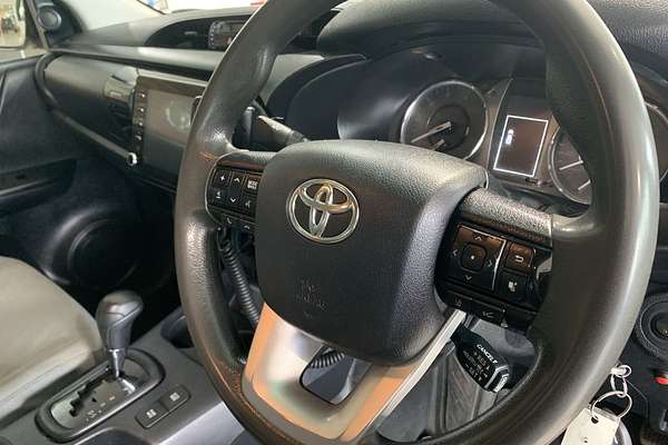 2020 Toyota Hilux SR GUN126R 4X4