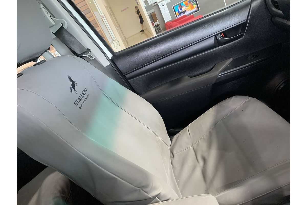 2020 Toyota Hilux SR GUN126R 4X4