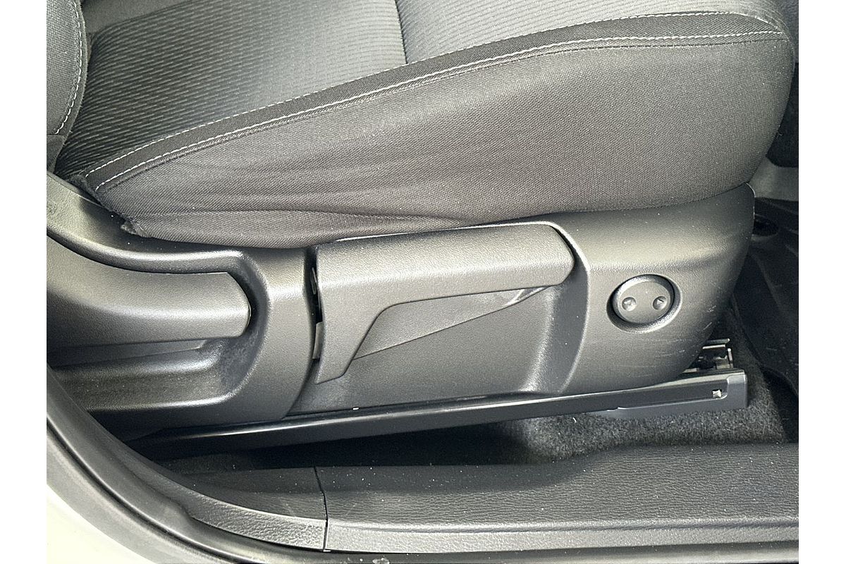 2023 Mitsubishi Outlander LS ZM