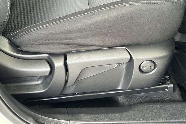 2023 Mitsubishi Outlander LS ZM