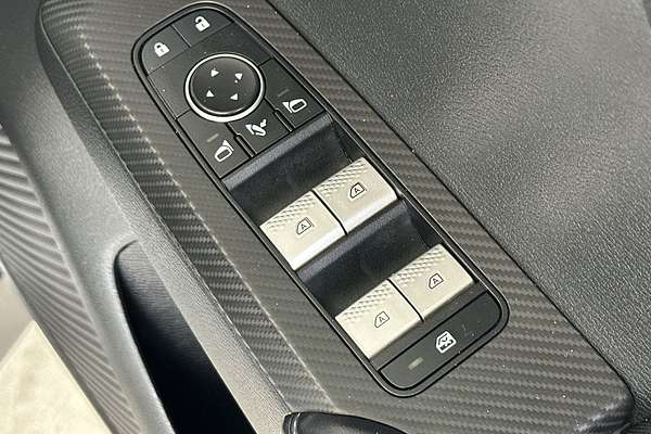 2023 Mitsubishi Outlander LS ZM