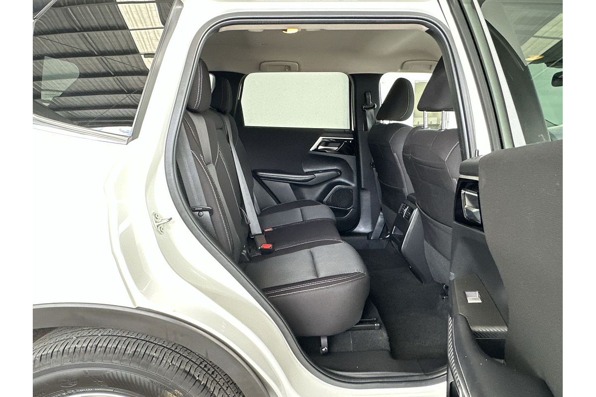 2023 Mitsubishi Outlander LS ZM