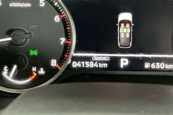 2023 Mitsubishi Outlander LS ZM