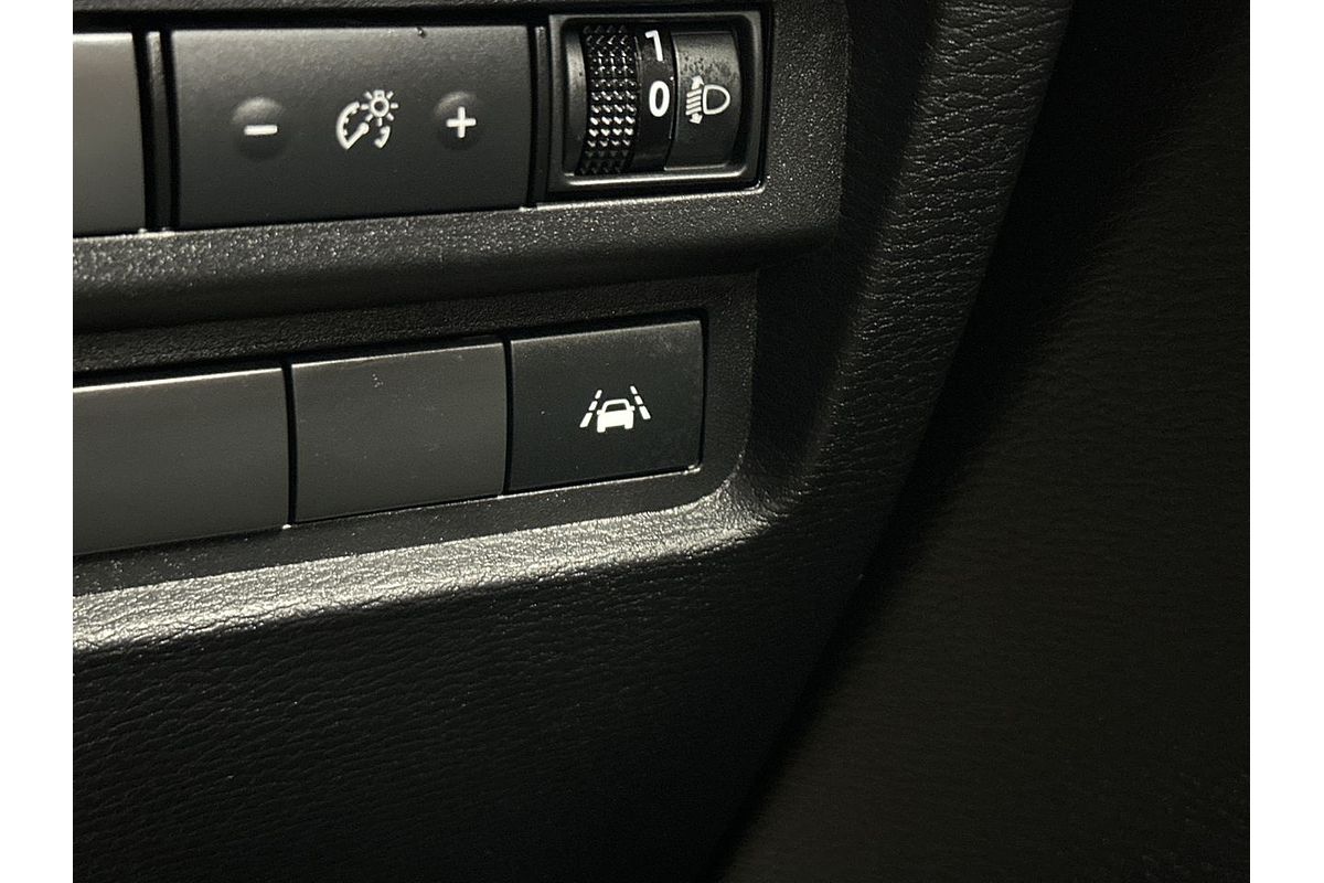 2023 Mitsubishi Outlander LS ZM