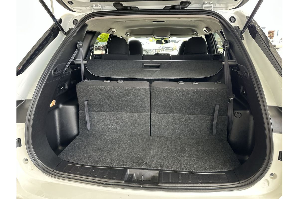 2023 Mitsubishi Outlander LS ZM