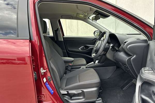 2024 Toyota Yaris Cross GXL MXPJ10R