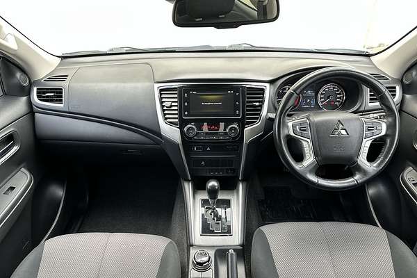 2019 Mitsubishi Triton GLX MR 4X4