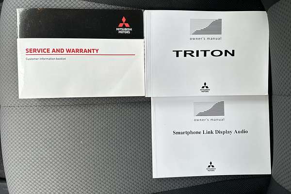 2019 Mitsubishi Triton GLX MR 4X4